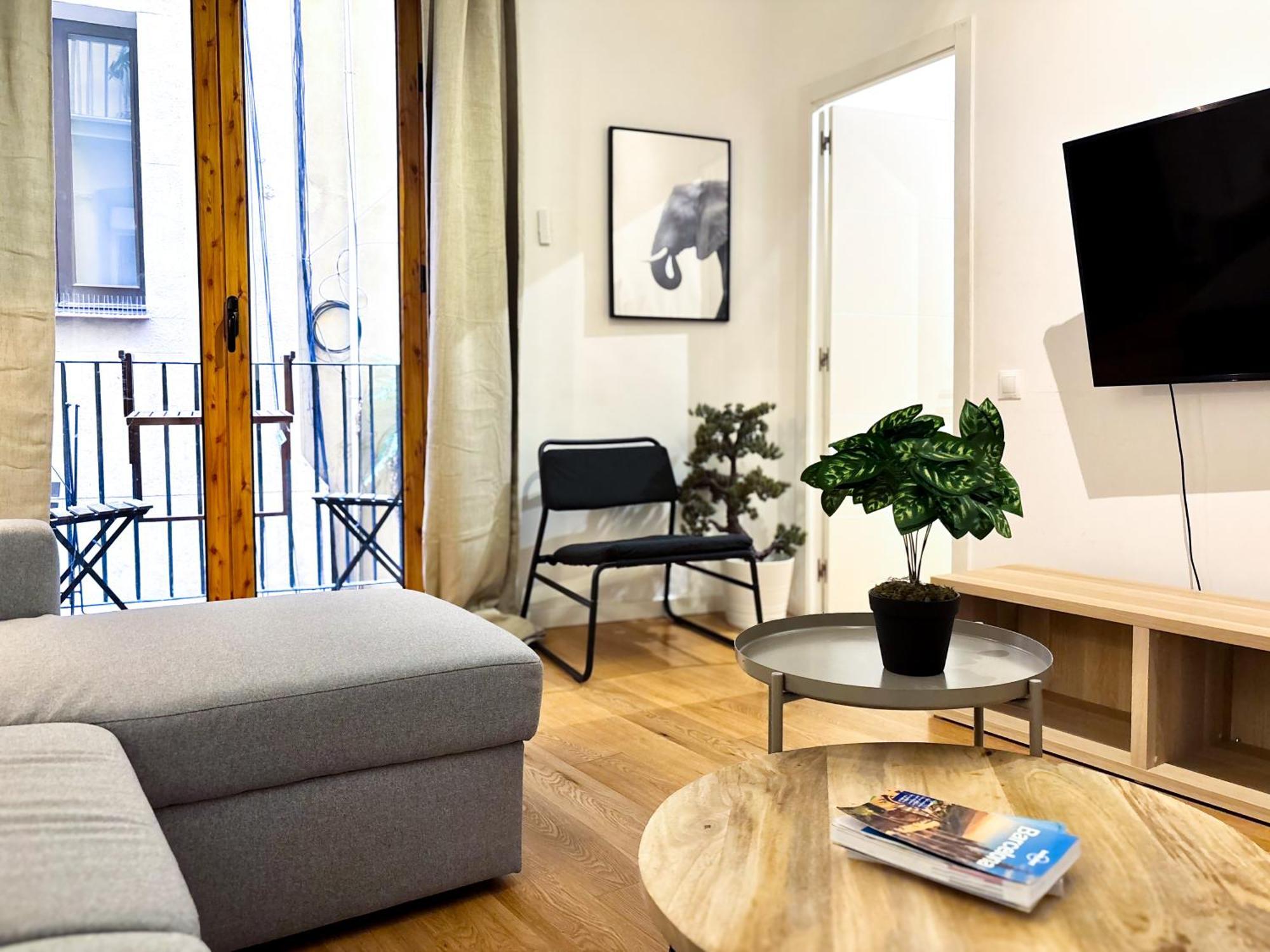 Urban Design Apartments & Studios, Barcelona