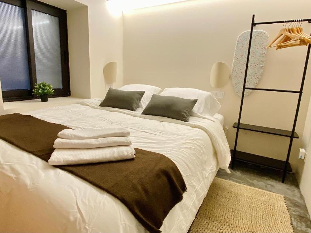 Urban Design Apartments & Studios — Photos 3